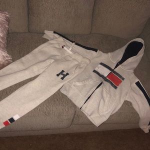 Tommy Hilfiger boys sweatsuit